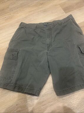 Cherokee Olive Utility Shorts